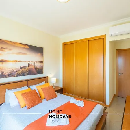 #045 Costa Family By Holidays Apartment *